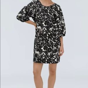 Everlane Black and White Flower The Seersucker Puff Sleeve Dress